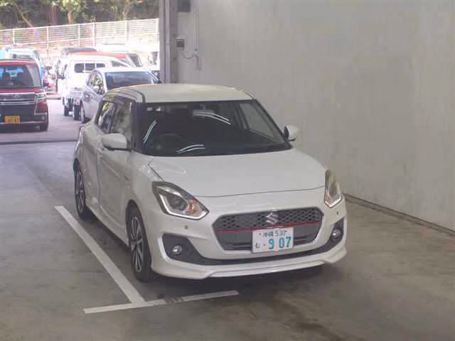SUZUKI SWIFT