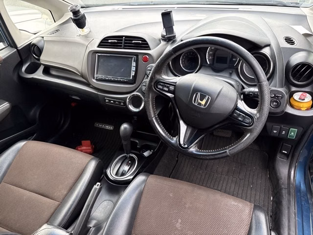 HONDA FIT SHUTTLE