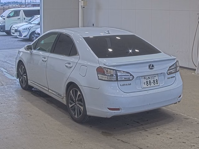 TOYOTA SAI