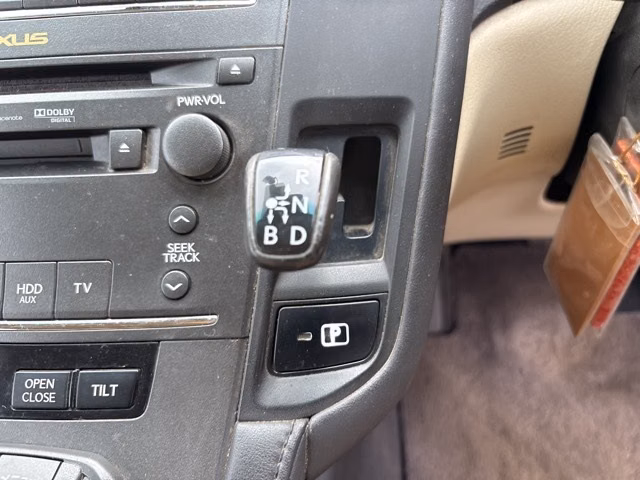 TOYOTA SAI