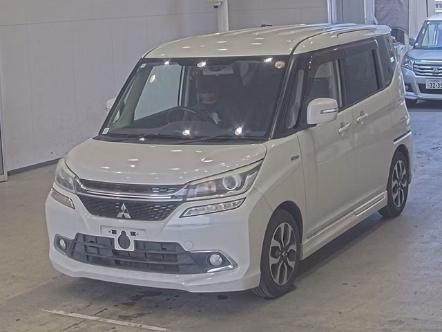 MITSUBISHI DELICA D:2