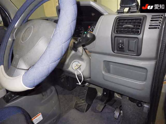 MITSUBISHI TOWN BOX