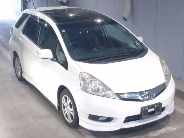 HONDA FIT SHUTTLE