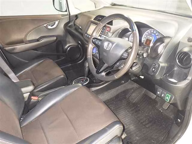 HONDA FIT SHUTTLE