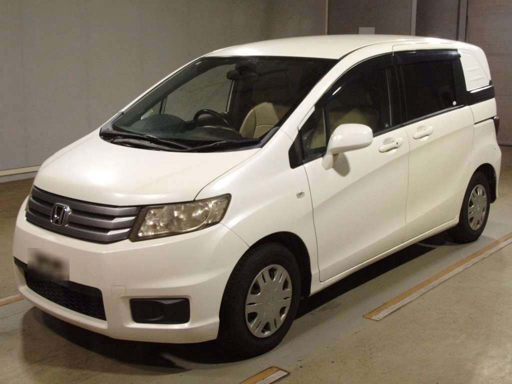 HONDA FREED SPIKE