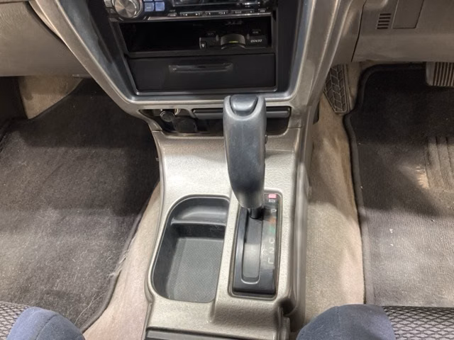 TOYOTA HILUX SURF