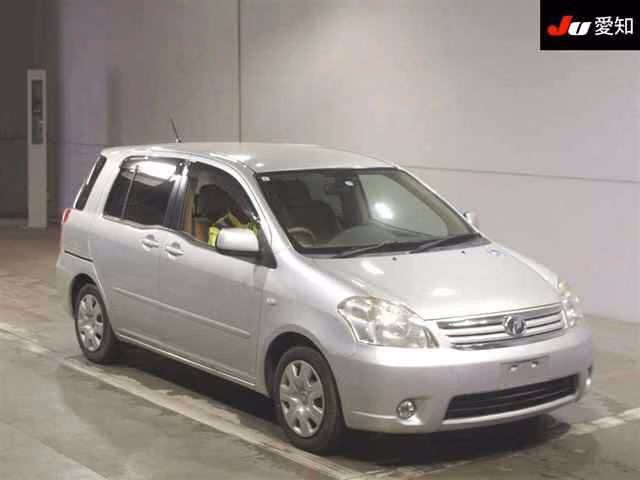 TOYOTA RAUM