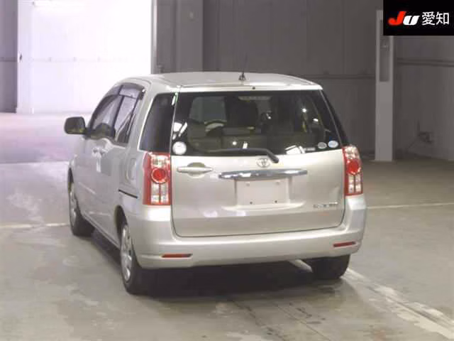 TOYOTA RAUM