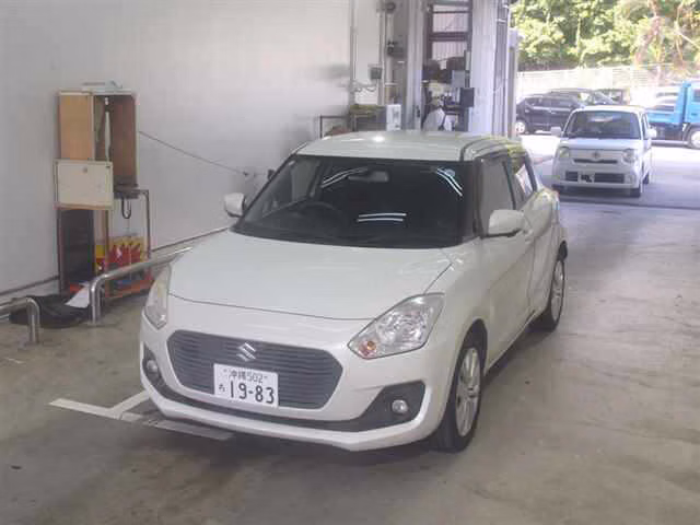 SUZUKI SWIFT
