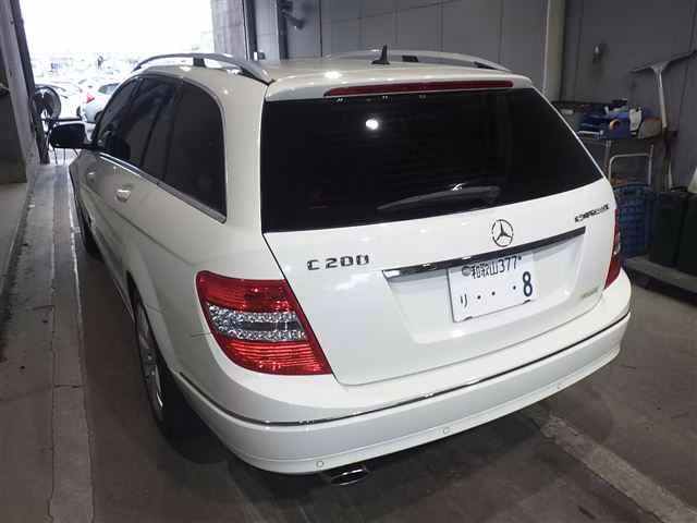 MERCEDES-BENZ C-CLASS