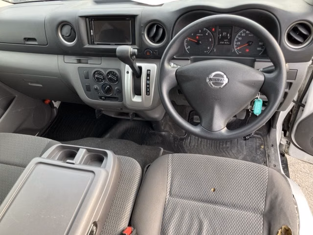 NISSAN NV350 CARAVAN
