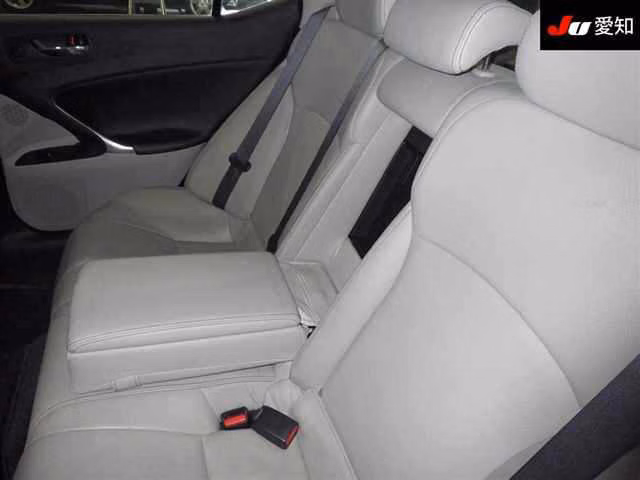 LEXUS IS250