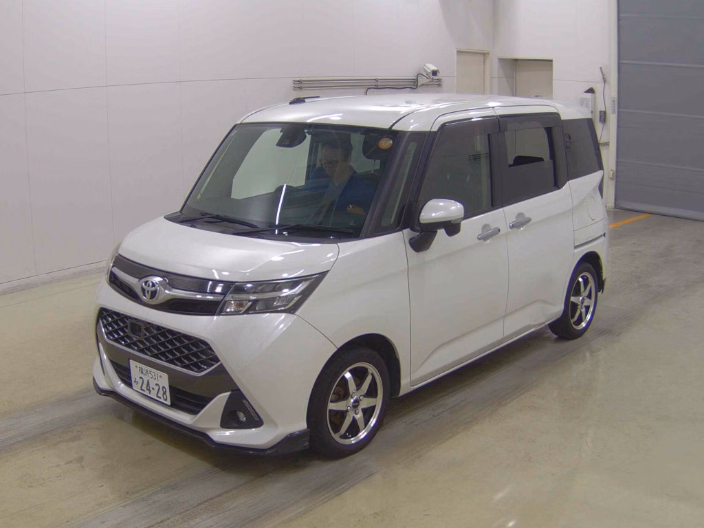TOYOTA TANK