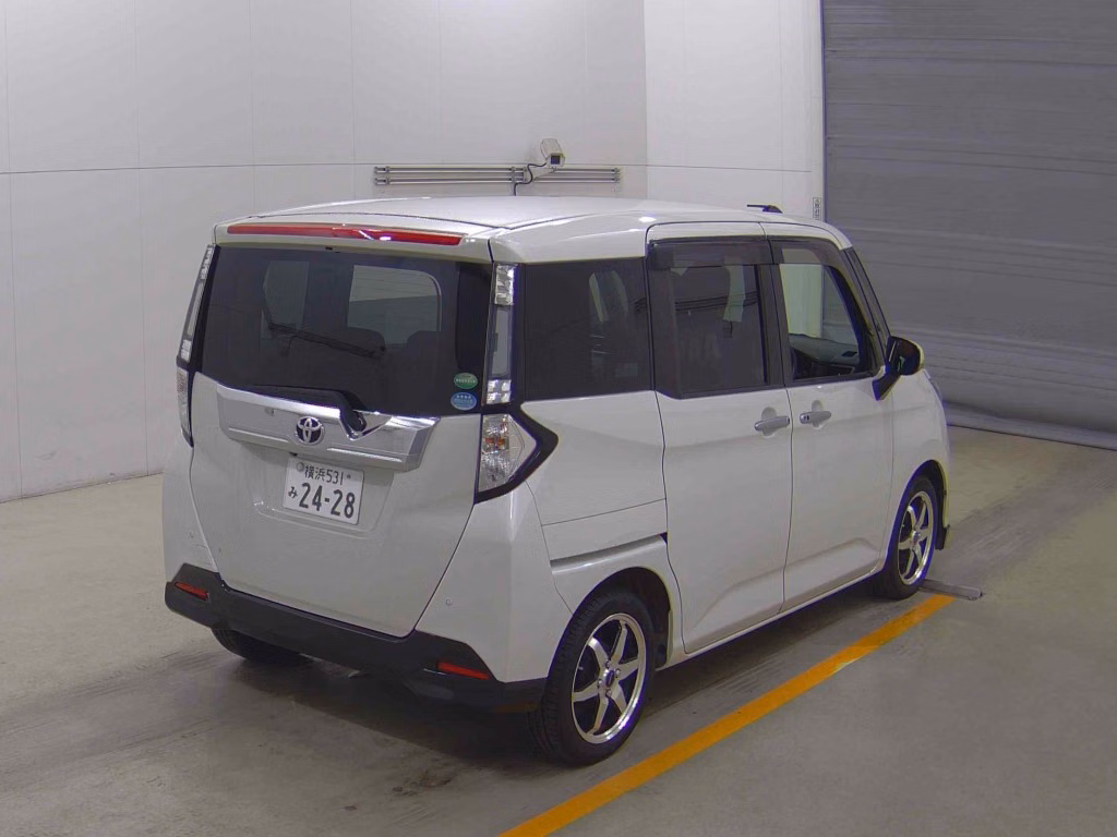 TOYOTA TANK