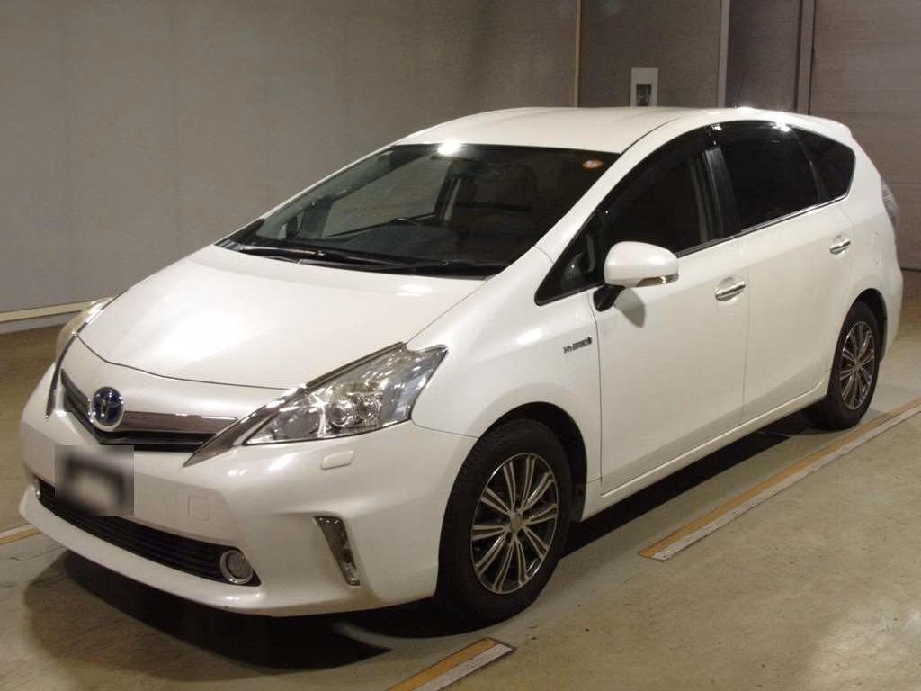 Toyota Prius Alpha, ZVW41W, ZVW40W