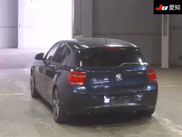 BMW 1-SERIES