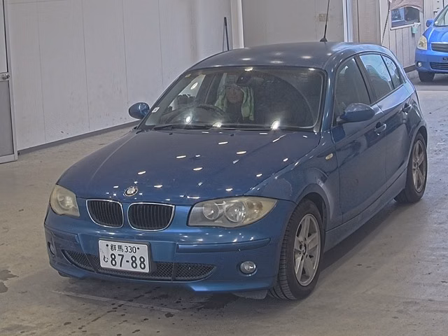 BMW 1-SERIES