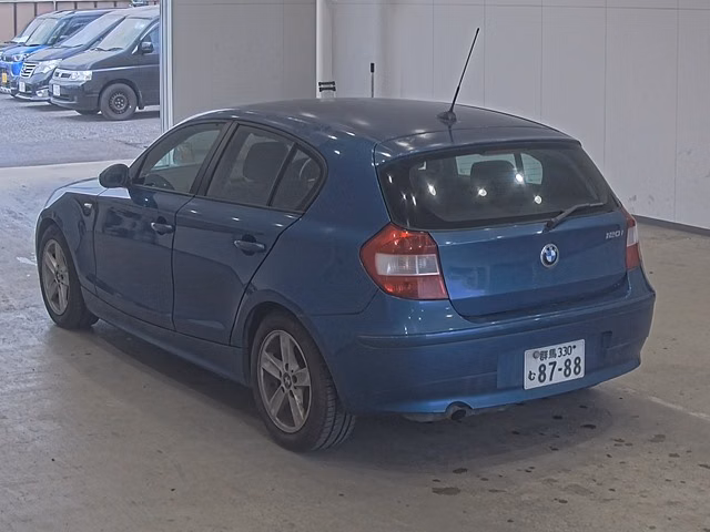 BMW 1-SERIES