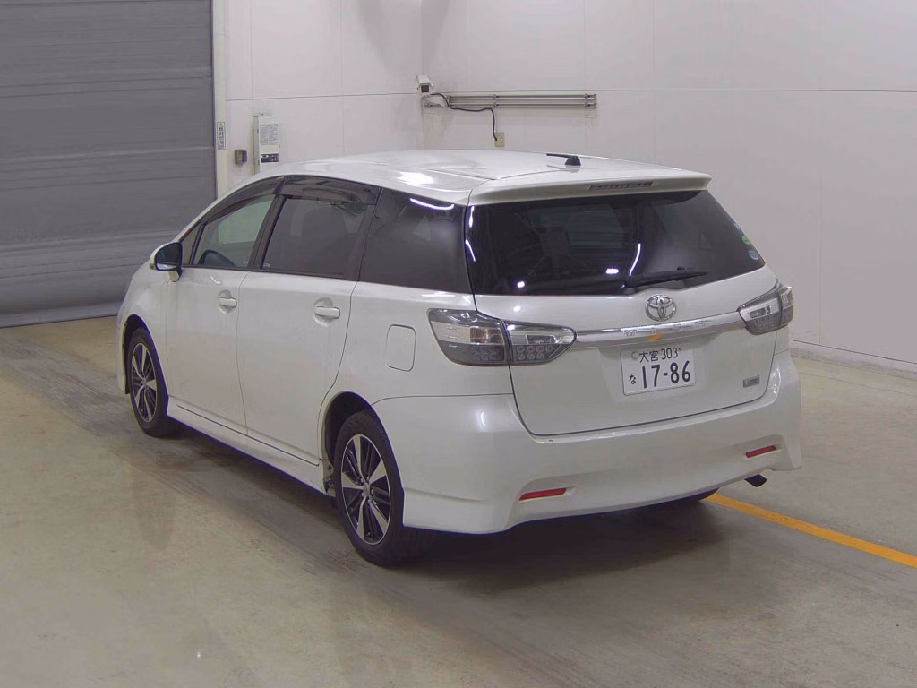 TOYOTA WISH