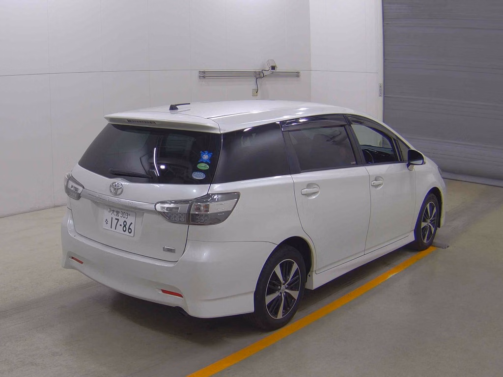 TOYOTA WISH
