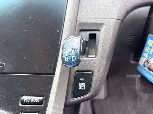TOYOTA SAI