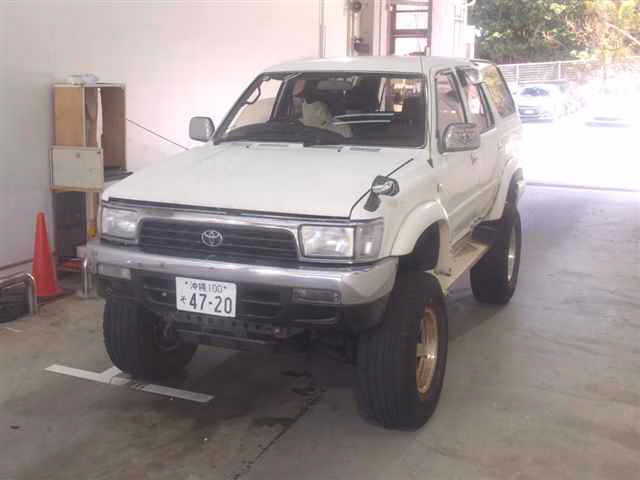 TOYOTA HILUX SURF