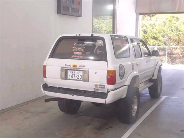 TOYOTA HILUX SURF