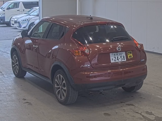 NISSAN JUKE