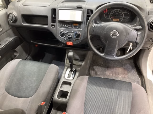 NISSAN AD