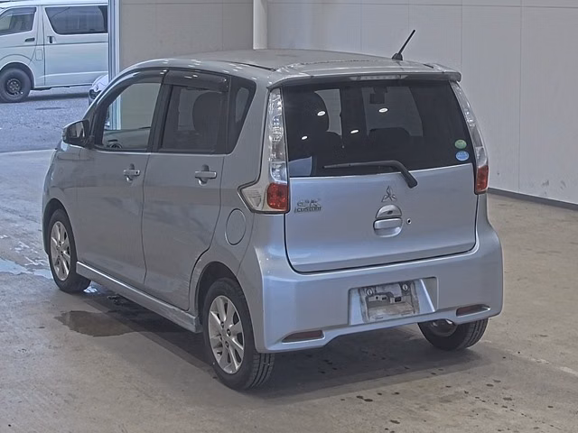 MITSUBISHI EK CUSTOM