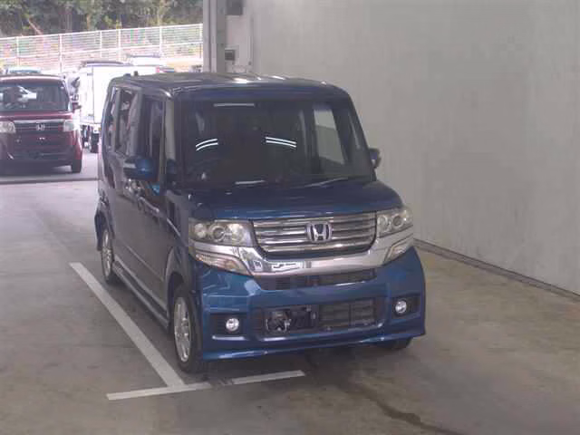 HONDA N-BOX