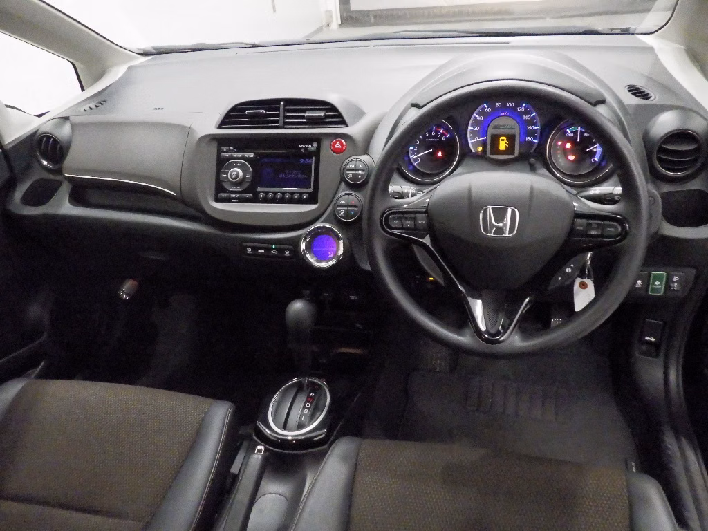 HONDA FIT SHUTTLE