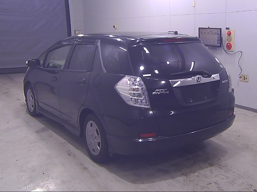 HONDA FIT SHUTTLE