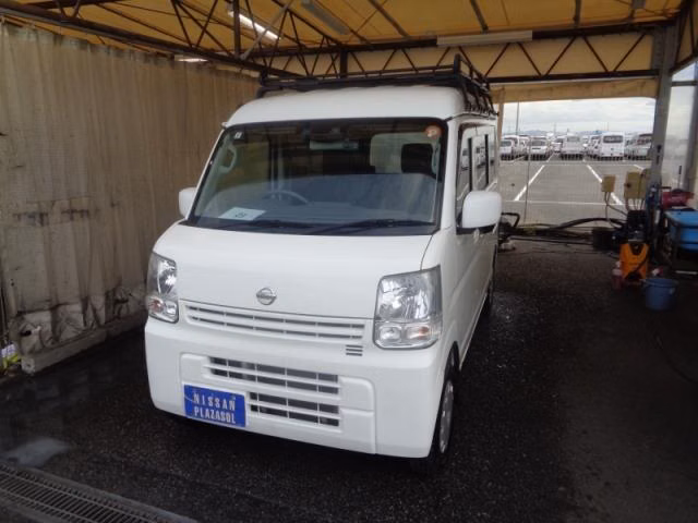 NISSAN NV100 CLIPPER