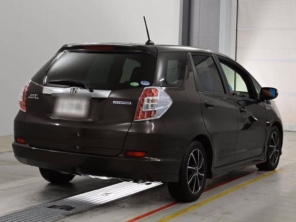 HONDA FIT SHUTTLE