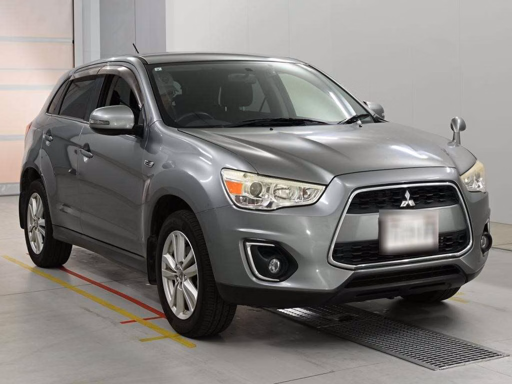 MITSUBISHI RVR