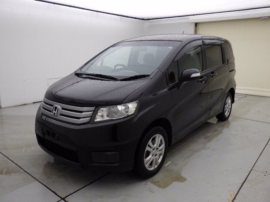 HONDA FREED SPIKE