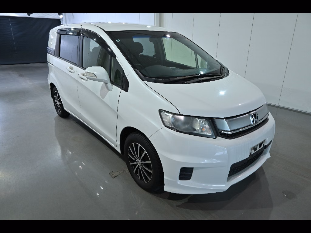 HONDA FREED SPIKE