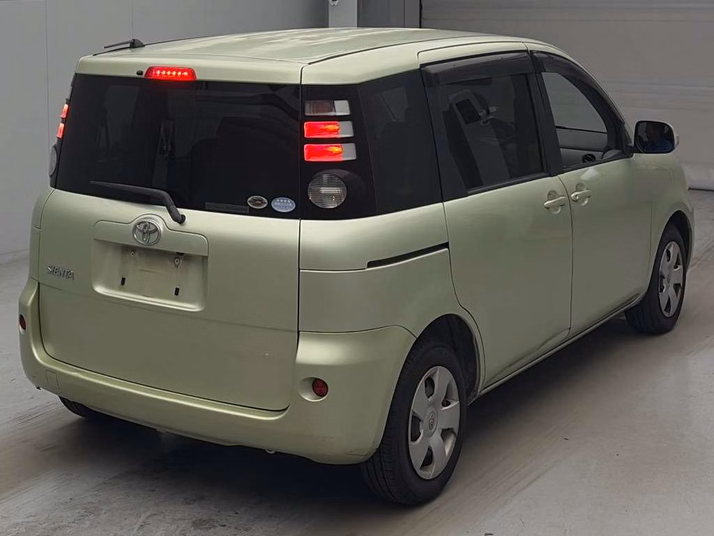 TOYOTA SIENTA