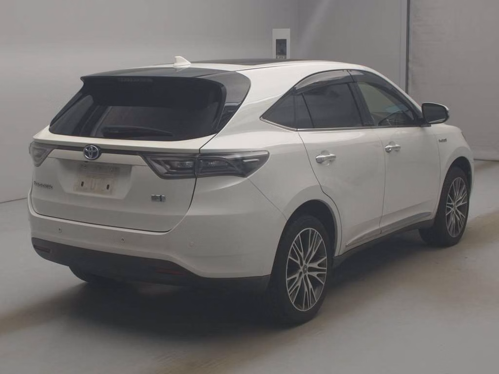 TOYOTA HARRIER