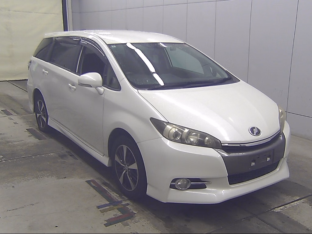 TOYOTA WISH