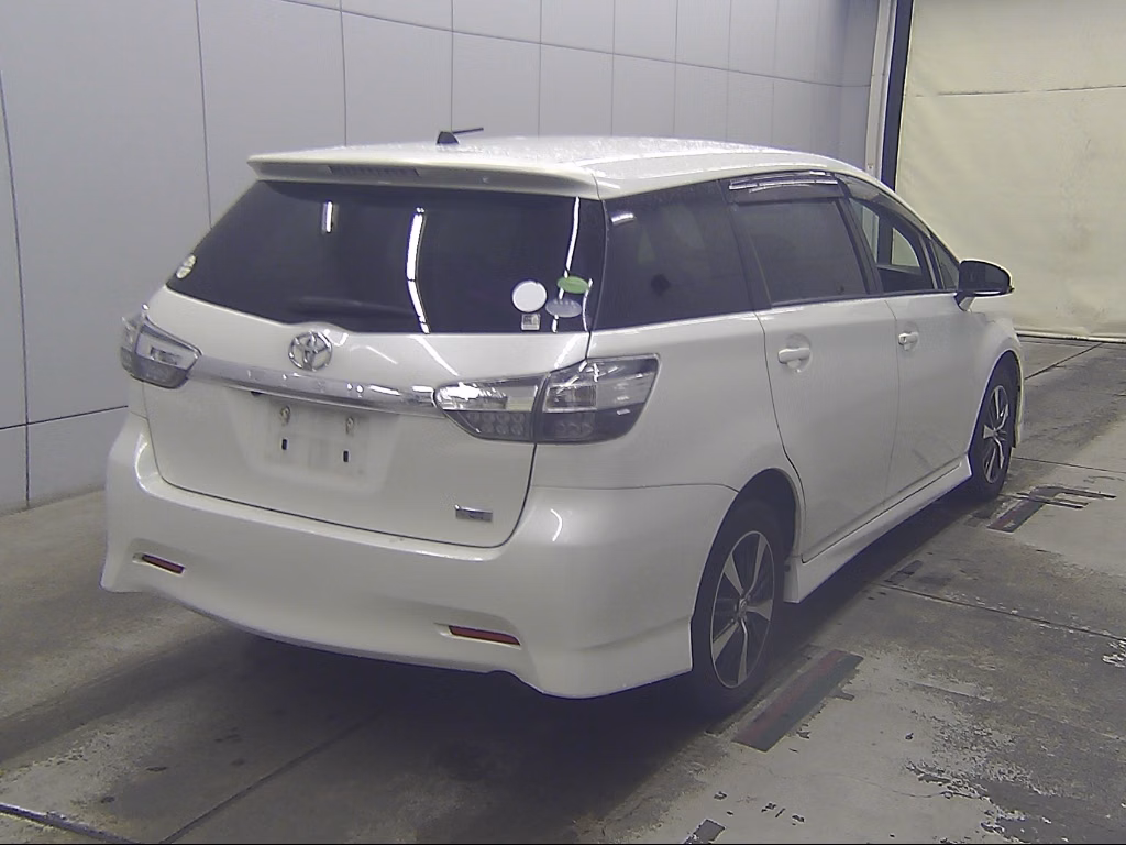 TOYOTA WISH