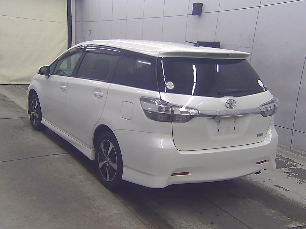TOYOTA WISH