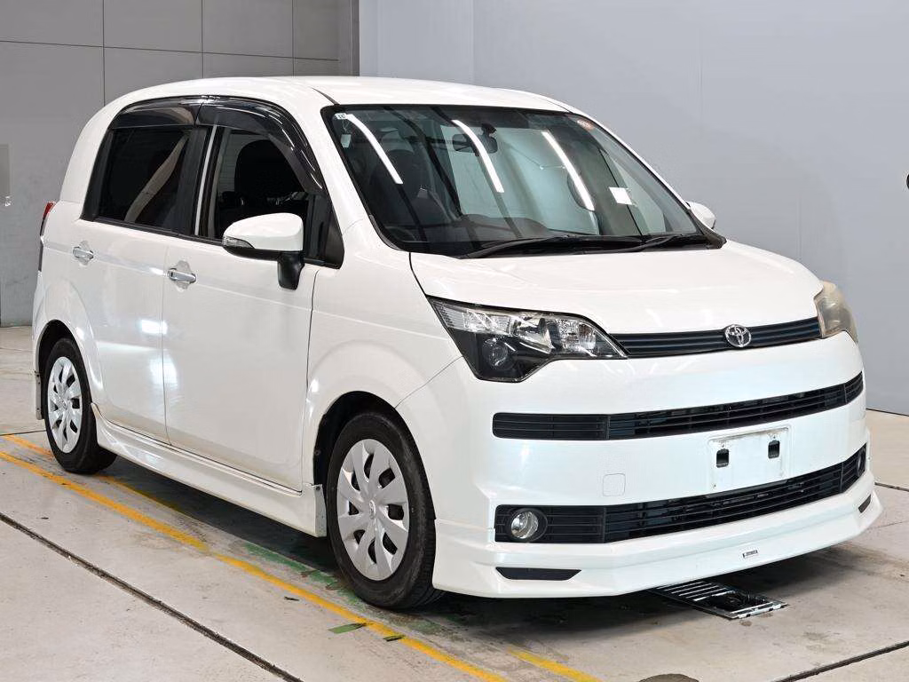 TOYOTA SPADE