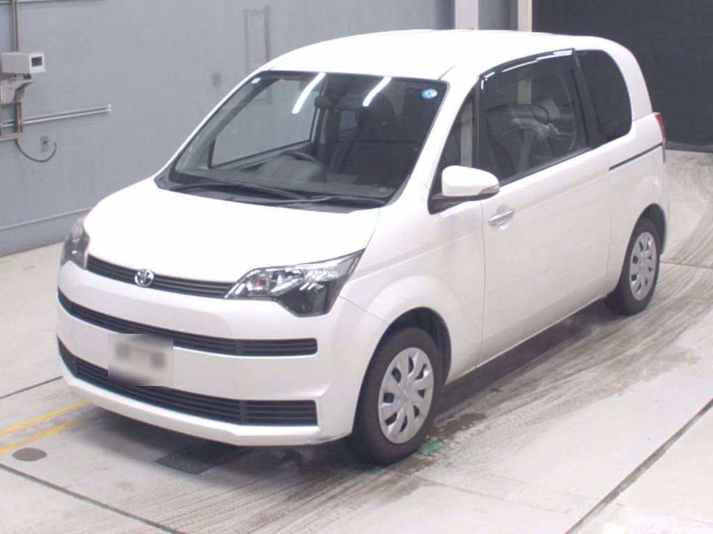 TOYOTA SPADE