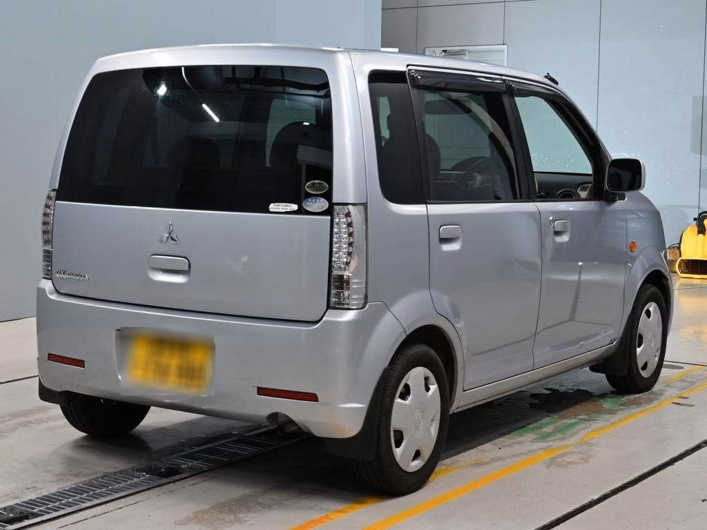 MITSUBISHI EK WAGON