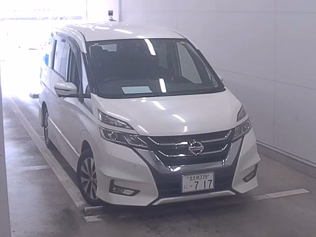 NISSAN SERENA