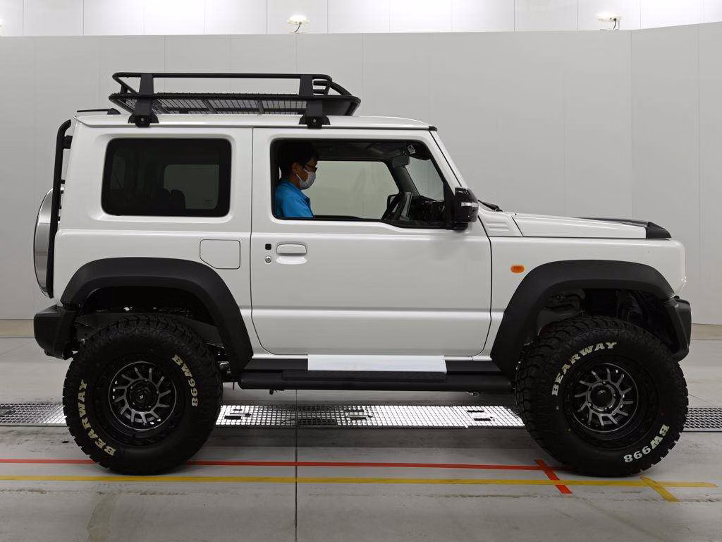 SUZUKI JIMNY SIERRA