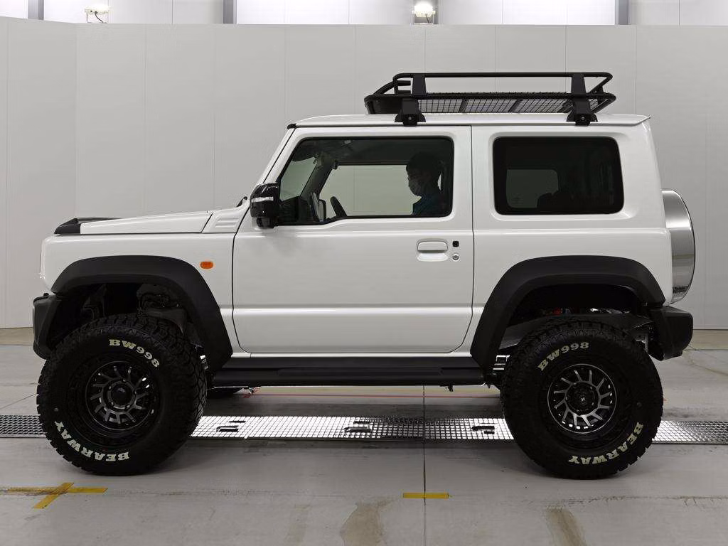 SUZUKI JIMNY SIERRA