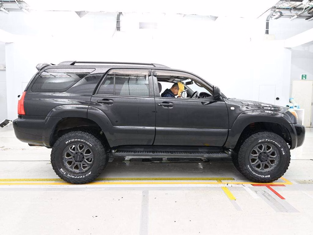 TOYOTA HILUX SURF